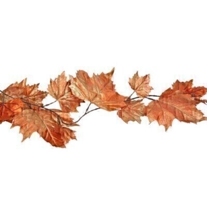 This orange maple leaf garland is by designer Gisela Graham. This autumnal garland would compliment any home year after year. Remember Booker Flowers and Gifts for Gisela Graham Decorations.